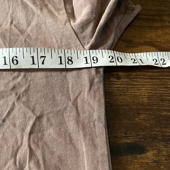 Aritzia TNA boxy brown cotton scoop neck short sleeve TEE shirt size small teach - Picture 7 of 10
